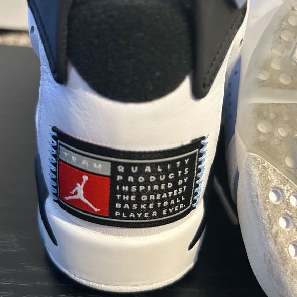 Jordan 6 Retro University Blue - Picture 5 of 8